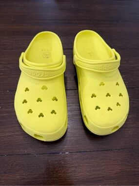 CROCS Disney Parks Classic Crocs with Mickie Heads in Yellow